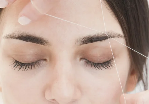 Eyebrows threading